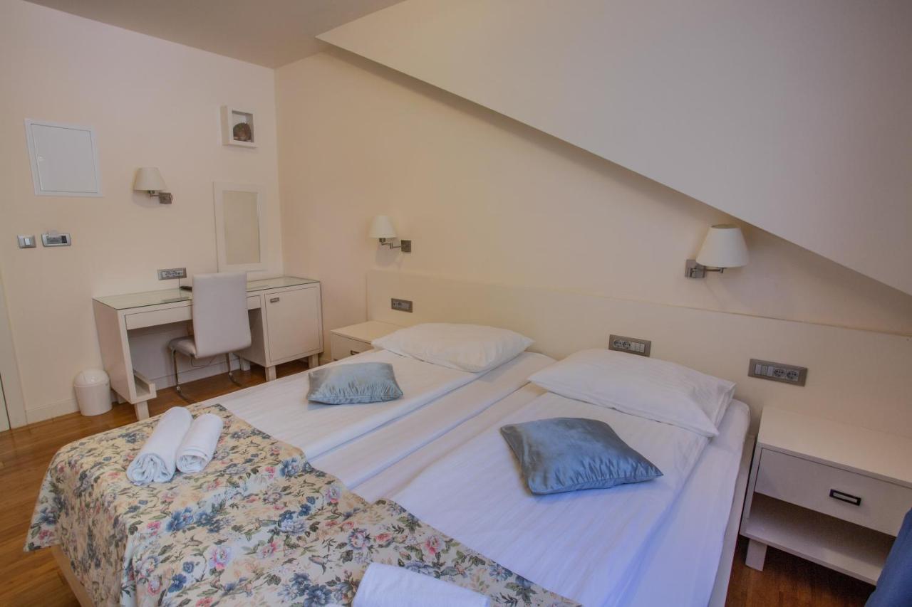Hotel Pleter Міміце Екстер'єр фото