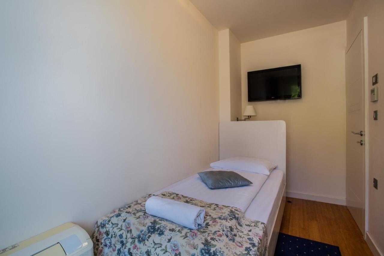 Hotel Pleter Міміце Екстер'єр фото