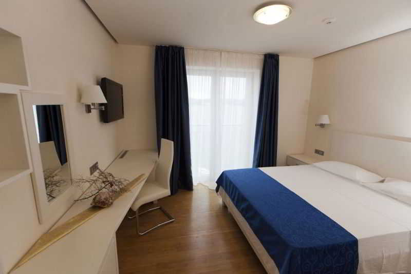 Hotel Pleter Міміце Екстер'єр фото